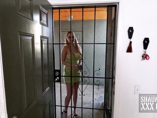 AUDREY MADISON IS LOST IN THE HOOD AND LUCKILY FOR HER THIS BABE KNOCKED H SHAUNDAM DOOR - HD - 3:22 video - from FreePorn8