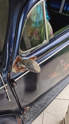 The Beetle Is Refusing to Stay on - Stalling & Revving in Flip Flops - HD - 10:11 video - from FapHouse