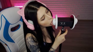 ASMR 3DIO EAR LICKING INCREDIBLY HOT. HONEY HAZE - HD - 16:27 video - featuring Julie Kay - from Pornzona