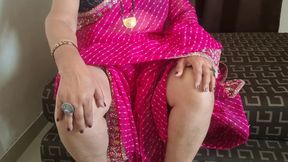 Gulabi Saree MILF Shilpa Selflove - HD - 8:08 video - from FapHouse