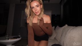 Shy girl Hope Heaven's Tinder date turns into Netflix & chill - HD - 10:28 video - from PornVideos