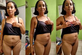 REAL HORNY 46-YEAR-OLD MATURE HOUSEWIFE SHOWS OFF HER CUTE HAIRY PUSSY - 4K - 5:59 video - from xHamster