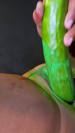 Sexy Big Booty Queen Nilmini Sheron Hot Body Paint & 2 Big Cucumber Play Clip 1 - HD - 0:30 video - featuring Nilmini Sheron - from xHamster