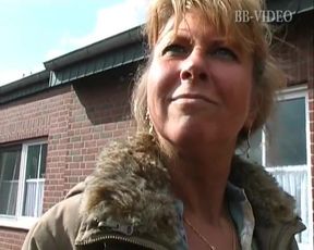 Her favorite sex toy makes this blonde MILF happy as she doesn't wait for her partner to arrive to enjoy - 22:07 video - from xHamster