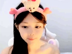 Hot amateur webcam teen masturbates for their fans - 19:15 video - from YepTube