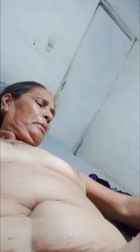 Hot Granny! - HD - 5:38 video - from xHamster