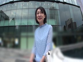 H067g01 a 60-year-old Mature Woman with a Good Wife and Wise Stepmother Atmosphere Falls in Love at a Part-time Nursing Care Des - HD - 25:41 video - from FapHouse