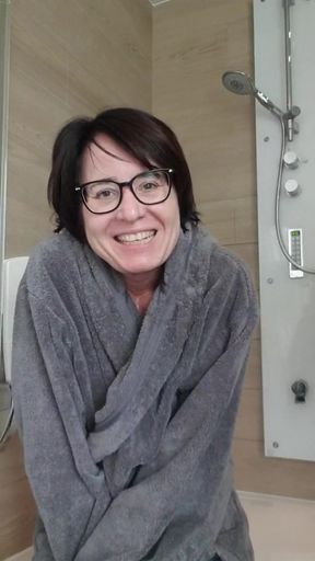 Milf taking shower wirh orgasm - HD - 3:54 video - from xHamster