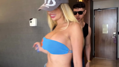 I INVITED A MEXICAN FAN TO FUCK WITH ME BEFORE GOING BACK TO MY COUNTRY AND HE LEFT ME FULL OF CUM - HD - 3:09 video - featuring Gatita Veve - from its.PORN