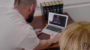 Arab MILF Fucks the Computer Technician - 4K - 40:53 video - featuring Zhelia Karima - from xHamster