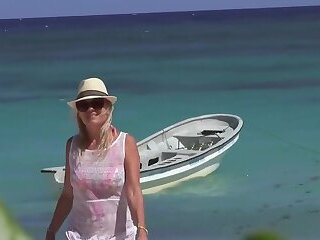 First Sex Holidays with Jasmine - SD - 11:17 video - from PornoXO