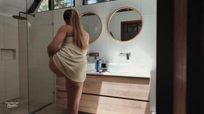 Hot amateur blonde gets horny and fucked while getting ready for the holidays - HD - 11:17 video - from xHamster