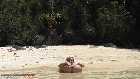 Enjoy with me a great video of my last vacation right on the beach observed how I bend extremely - HD - 10:09 video - from FapHouse