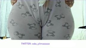 CAMELTOE- MASTURBATION IN PAJAMAS- TURKISH MILF- TURKISH PORN - HD - 5:18 video - from xHamster