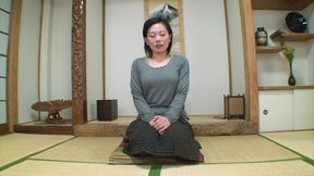 Mature Japanese eagerly presents her pussy - HD - 11:12 video - from xHamster
