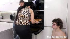 Family Dinner Turns Into Creampie Orgy Part 1 - Familyscrew - HD - 8:12 video - from xHamster