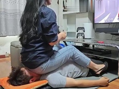 Chinese Femdom - Facesitting HumanChair HumanSeat - 16:51 video - from Nuvid
