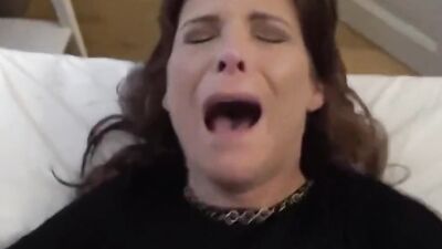 Sexy Amateur Mature American MILF Gets Rough Anal Fucked by Stranger - HD - 27:36 video - featuring Syren De Mer - from MomVids