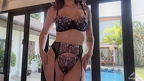 July Compilation Try-on-haul, Lesbian Cam W/ Margot Diamond & Oily Bush Worship - Greydesire69 - HD - 5:50 video - from PornTop