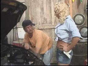 Blonde bombshell with big knockers paid promptly smudgy grease monkey for jobbing work of her car - 16:25 video - featuring Cailey Taylor - from xHamster