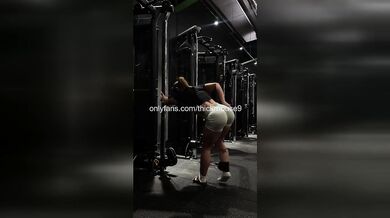 Ripped 18yo Virgin Pussy Flash IG Live Workout Oops - HD - 7:44 video - featuring Sophie Rain - from Juicexxx