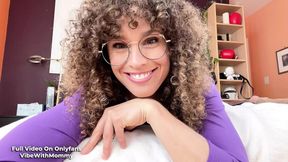 JEWISH MOM SHOWS OFF HER ANAL SKILLS with VibeWithMommy - HD - 7:35 video - from xHamster