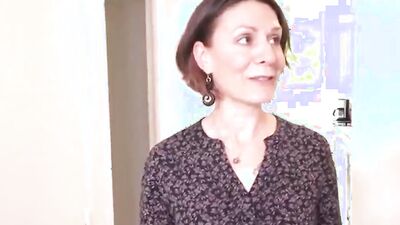 Amateur mature woman fucks with a stranger to earn some quick cash - HD - 47:08 video - from MomVids