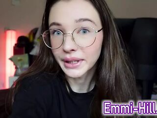 18 yo very skinny Girl extrem squirt small tits xxl Labia - HD - 18:24 video - from Lesbian8