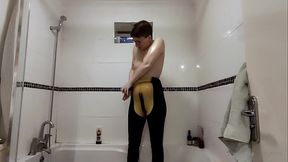 Behind the scenes: getting out of my latex catsuit after a long day of filming. I do love the way my skin looks when It'_s all... - HD - 1:14 video - from xnxxGold