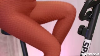 Redhead Hottie Gia Tvoricelli Adds Sex In Her Cardio Exercise - HD - 14:58 video - from Pornzona