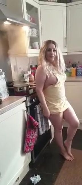 Naughty MILF stepmom kitchen play - SD - 3:25 video - from xHamster