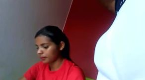 Vendedora gatinha olhando meu volume gostou de ver bulge - 4:23 video - from AbXXX
