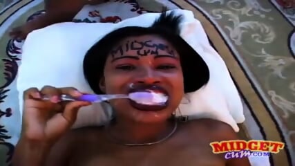 Teeth Cumbrushers 43 - 2:33 video - from Eporner