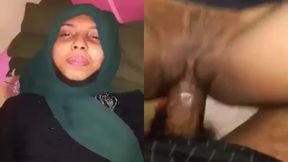 Bangladeshi hijabi meyer tight bhoda chodar MMS clip - 2:01 video - from Xmishti