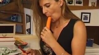 Familia Francesa 1 ( Luana69) - 78:54 video - from ZBPorn