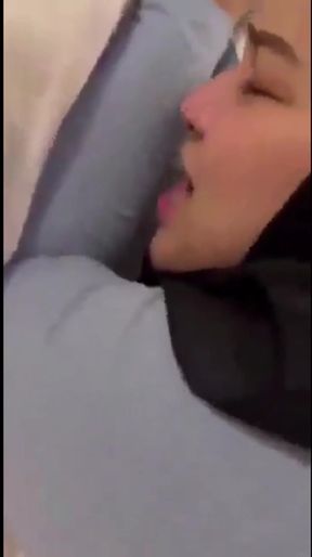 Malaysian GF gets fucked in hijab - HD - 0:05 video - from F4pz