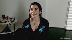 Fresh Faced 19 Year Old Takes an Electrifying Ass Stretching! - HD - 8:12 video - featuring Naidyne - from xHamster
