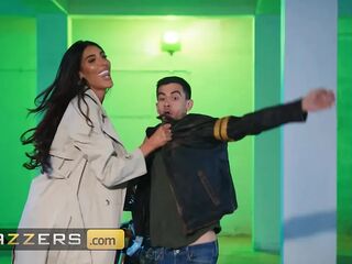 Parking Lot Of Jock Ava Koxxx Brazzers - HD - 2:05 video - featuring Ava Koxxx - from Lesbian8