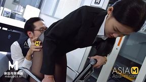 Secretary girl gets her intimate interview session with the boss - HD - 9:23 video - from MyLust