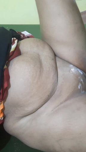 I Had the Most Beautiful Sex with a Beautiful Older Tamil Woman Wearing a Saree. - HD - 0:39 video - from xHamster