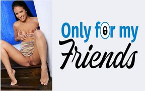 My Girlfriend Jamie Huxley an 18-year-old Slut Enjoys Penetrating a Sex Toy and Touching Herself with Her Fingers - HD - 14:51 video - featuring Jamie Huxley - from FapHouse