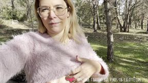 Vends-ta-culotte - Superb French amateur girl strips naked and masturbates outdoors - HD - 10:15 video - from xHamster