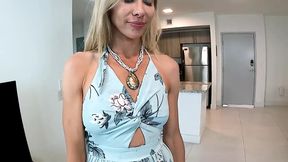 Stepmom Gives Dating Tips and Seduces Stepson With A Blowjob - 4K - 26:33 video - from xHamster