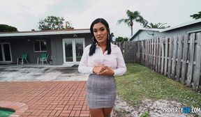 single real estate agent - HD - 28:23 video - from PornOne