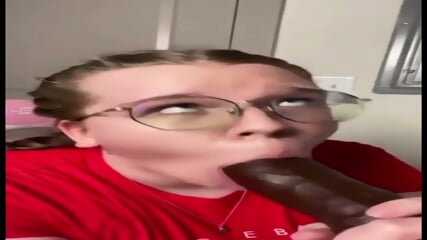 If this far bitch aint finna suck a real dick, I guess imma have to do it - 3:31 video - from Eporner