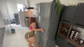 Home Cam - Hot maid in mini shorts - HD - 27:29 video - from xHamster