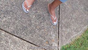 Hood Ebony BBW with Juicy Toes - SD - 2:38 video - from FapHouse