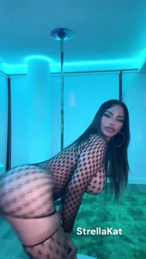 Strella Kat gets a surprise creampie at CamSoda.com - HD - 0:22 video - from S3xd