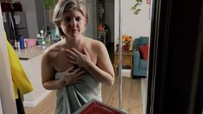 Sucking off Pizza Delivery Guy - HD - 7:02 video - from xHamster