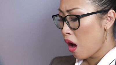 Asian secretary Sharon Lee is getting screwed in the office - HD - 12:21 video - featuring Sharon Lee - from MomVids